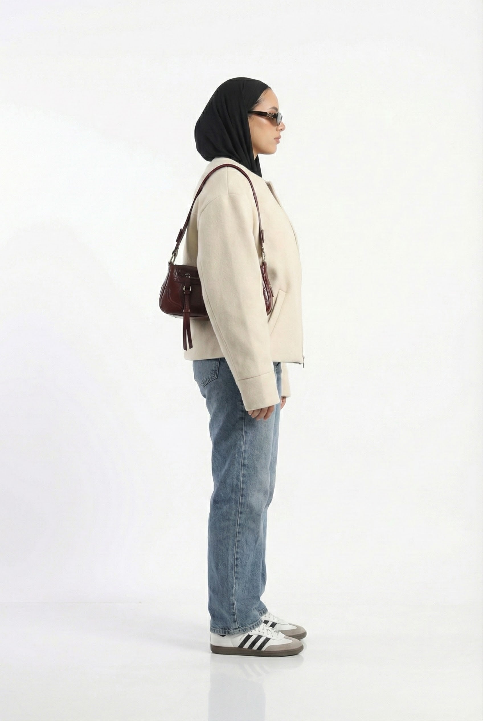 Zip-up jacket in beige