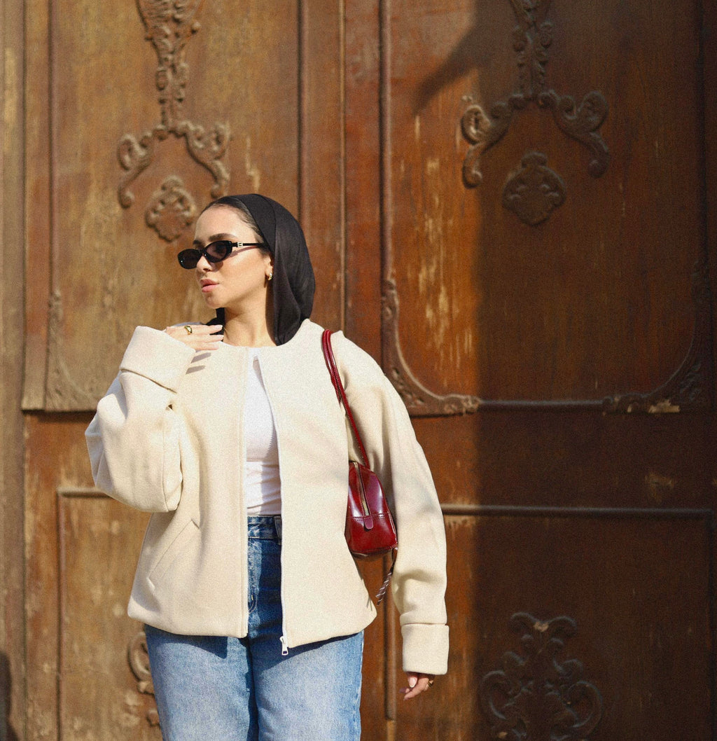 Zip-up jacket in beige