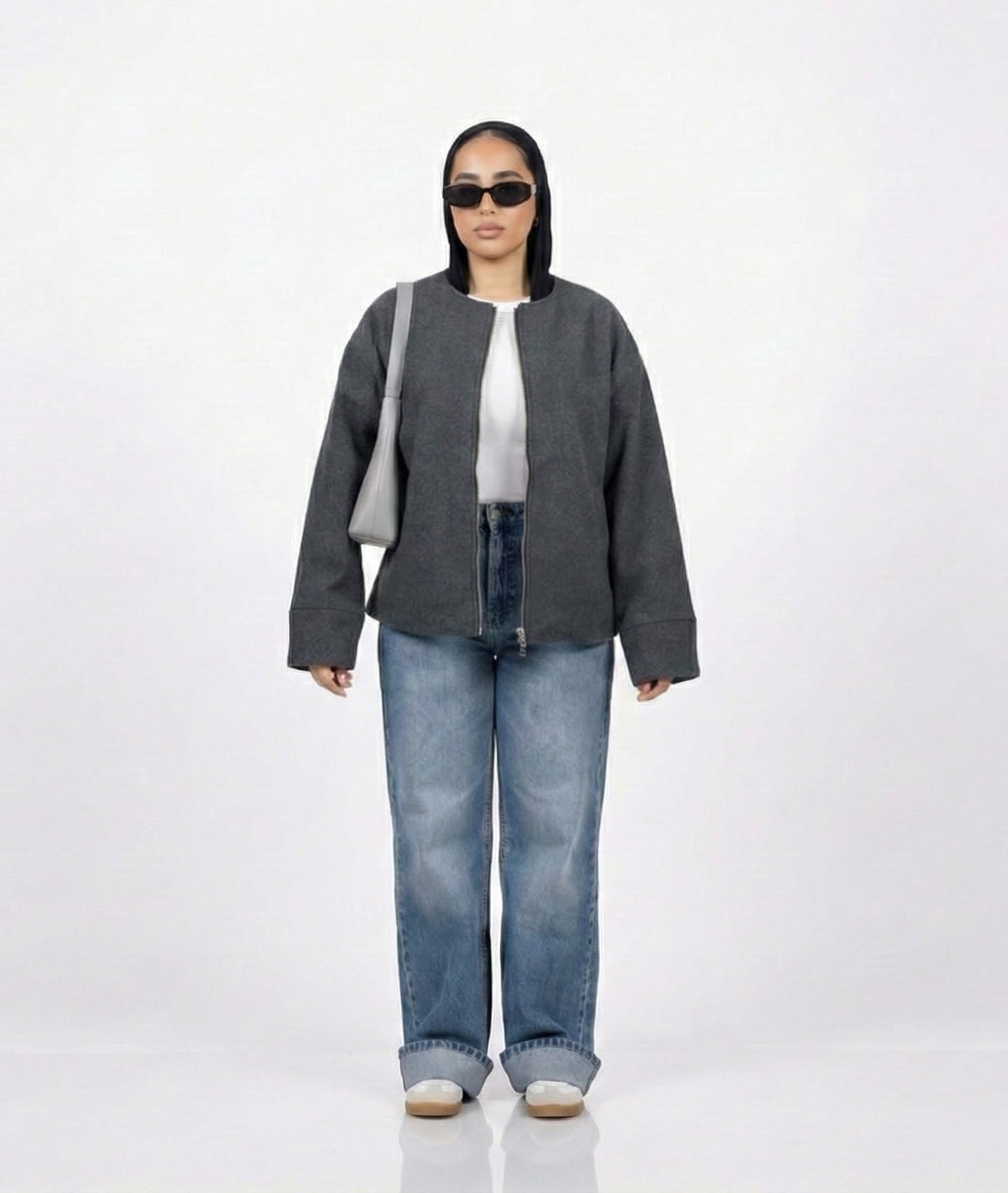 Zip-up jacket in grey